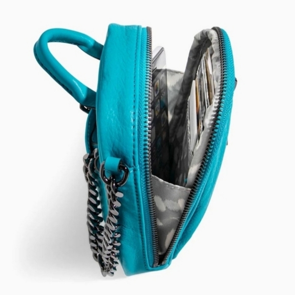 Aimee Kestenberg Tamitha Phone RFID Crossbody Bag Turquoise Leather, Metal Chain - Picture 2 of 6